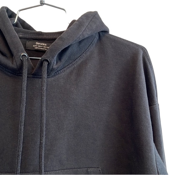 Berska Crop Hoodie - Picture 3 of 4